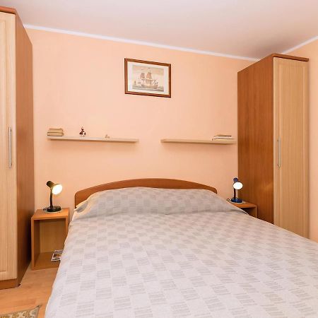 Apartments Davorka Porec Exterior photo