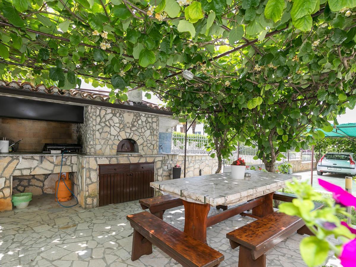 Apartments Davorka Porec Exterior photo