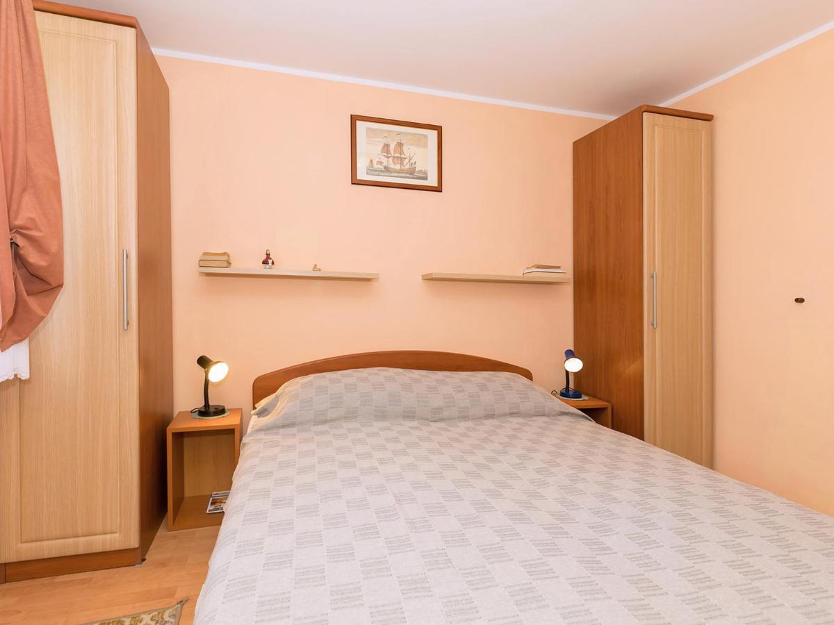 Apartments Davorka Porec Exterior photo